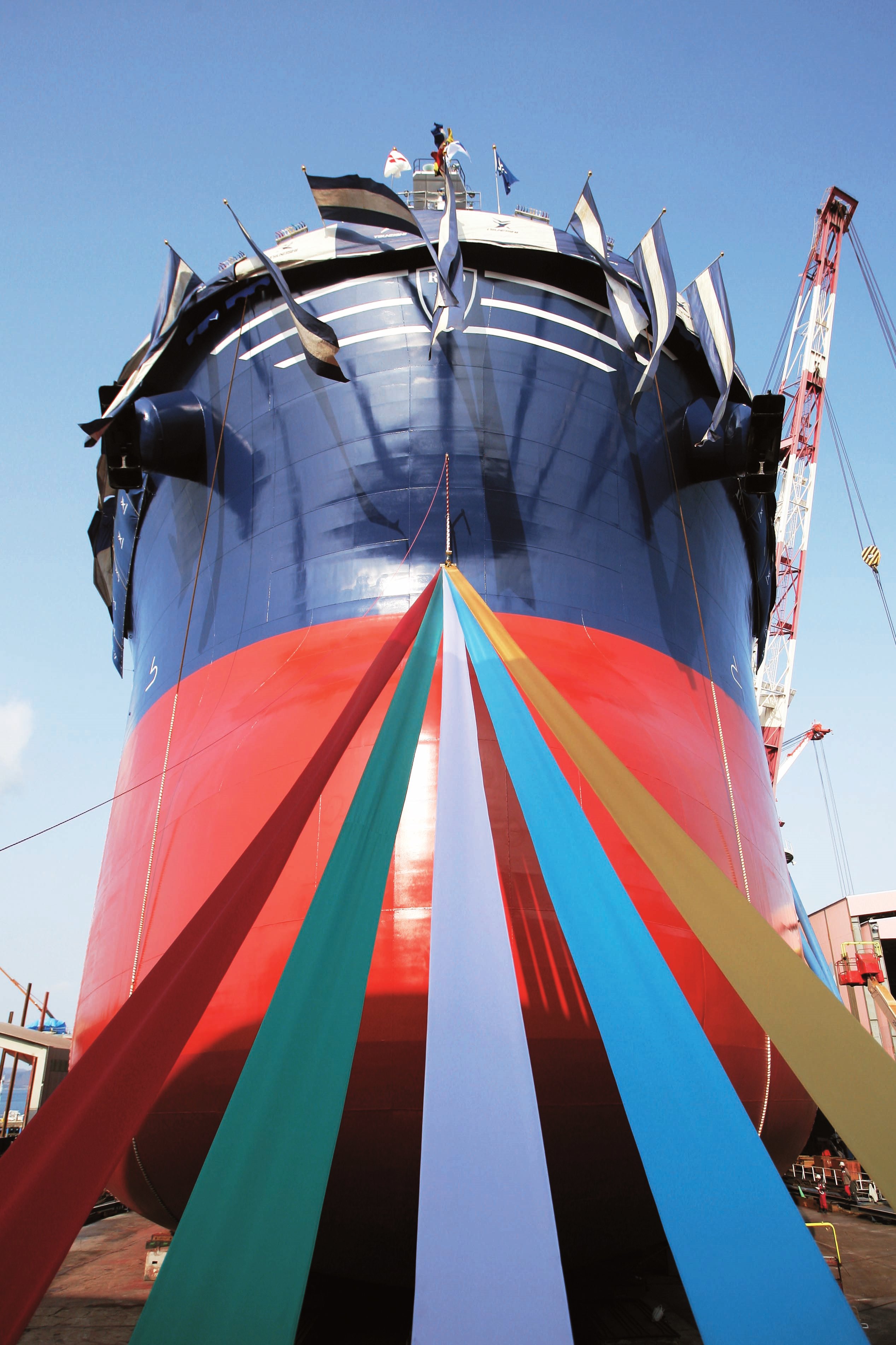 2015年2月16日、8万トン級バルカーの進水式〜広島県福山市の常石造船・常石工場からライブ中継