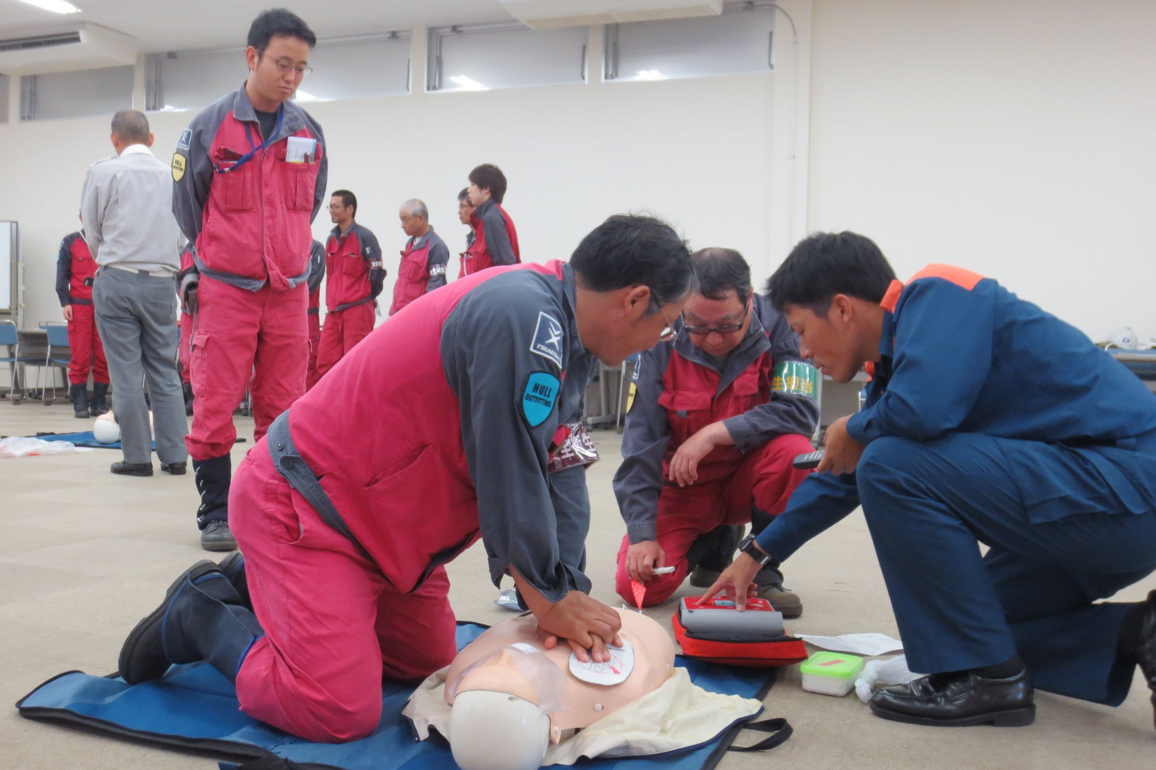常石造船で福山西消防署の救急隊員の指導による、普通救命講習会を実施