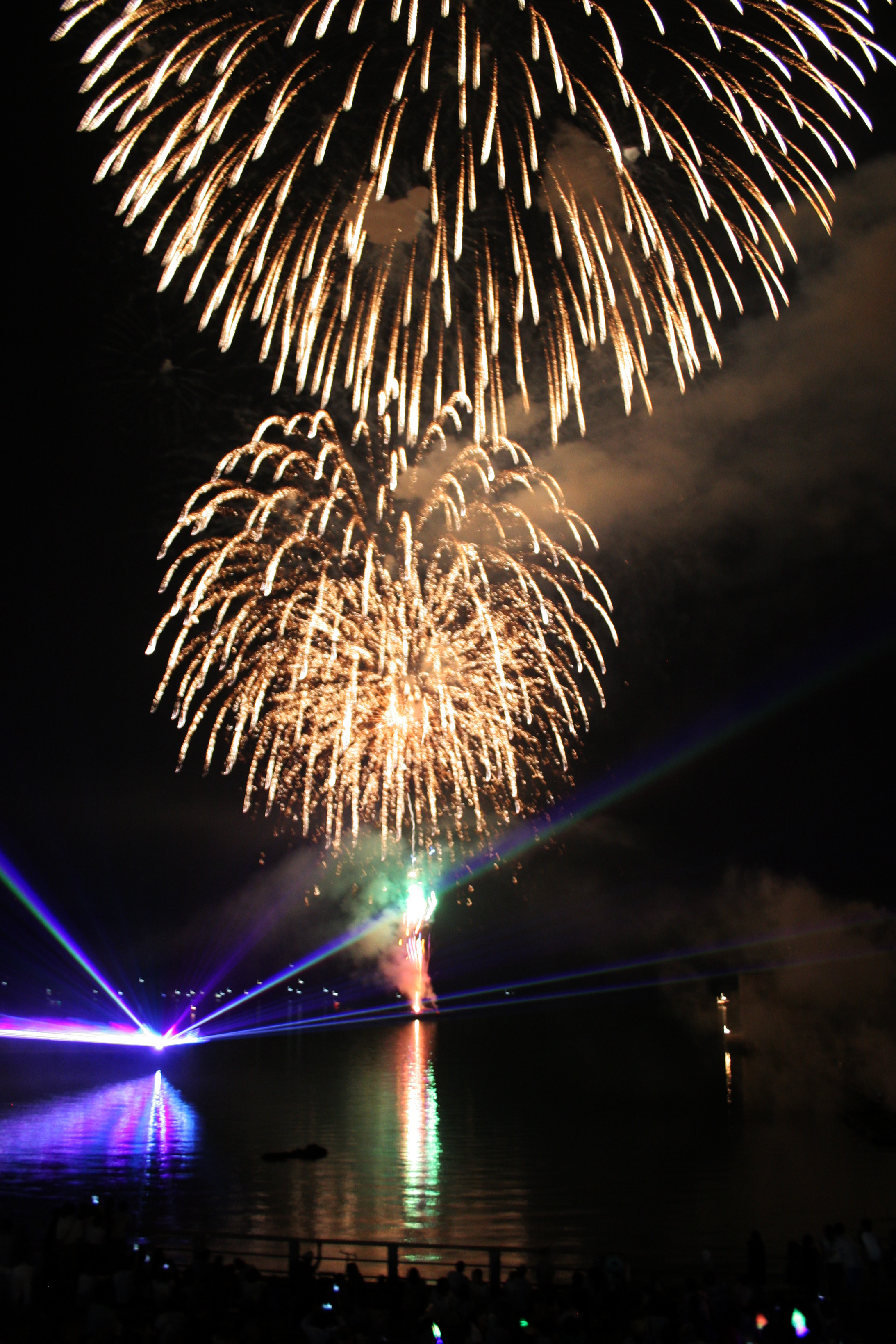 海の日記念イベント“ツネイシ花火”約5,000人を魅了。海と地域と共に生きる常石グループ