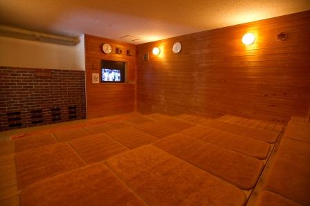 いつもの水風呂に「ヒアルロン酸」配合!!サウナの後はうるおいもチャージ‼毎月26日は風呂の日~神勝寺温泉昭和の湯