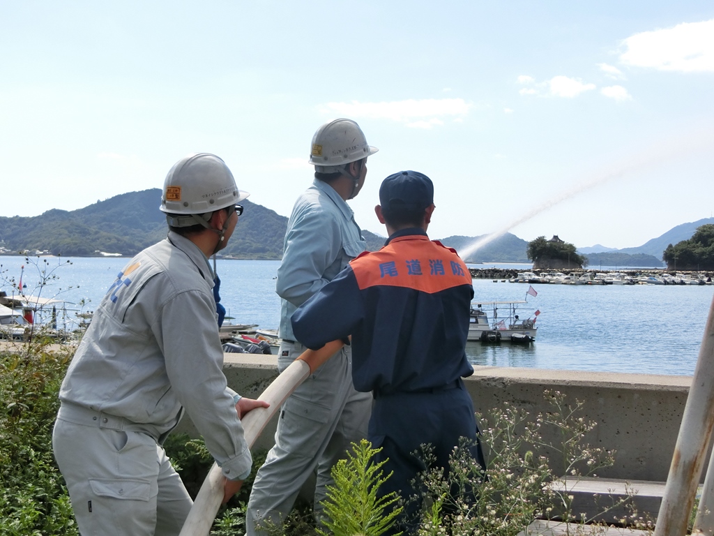 ツネイシクラフト＆ファシリティーズ、2015年度の総合消防訓練を実施