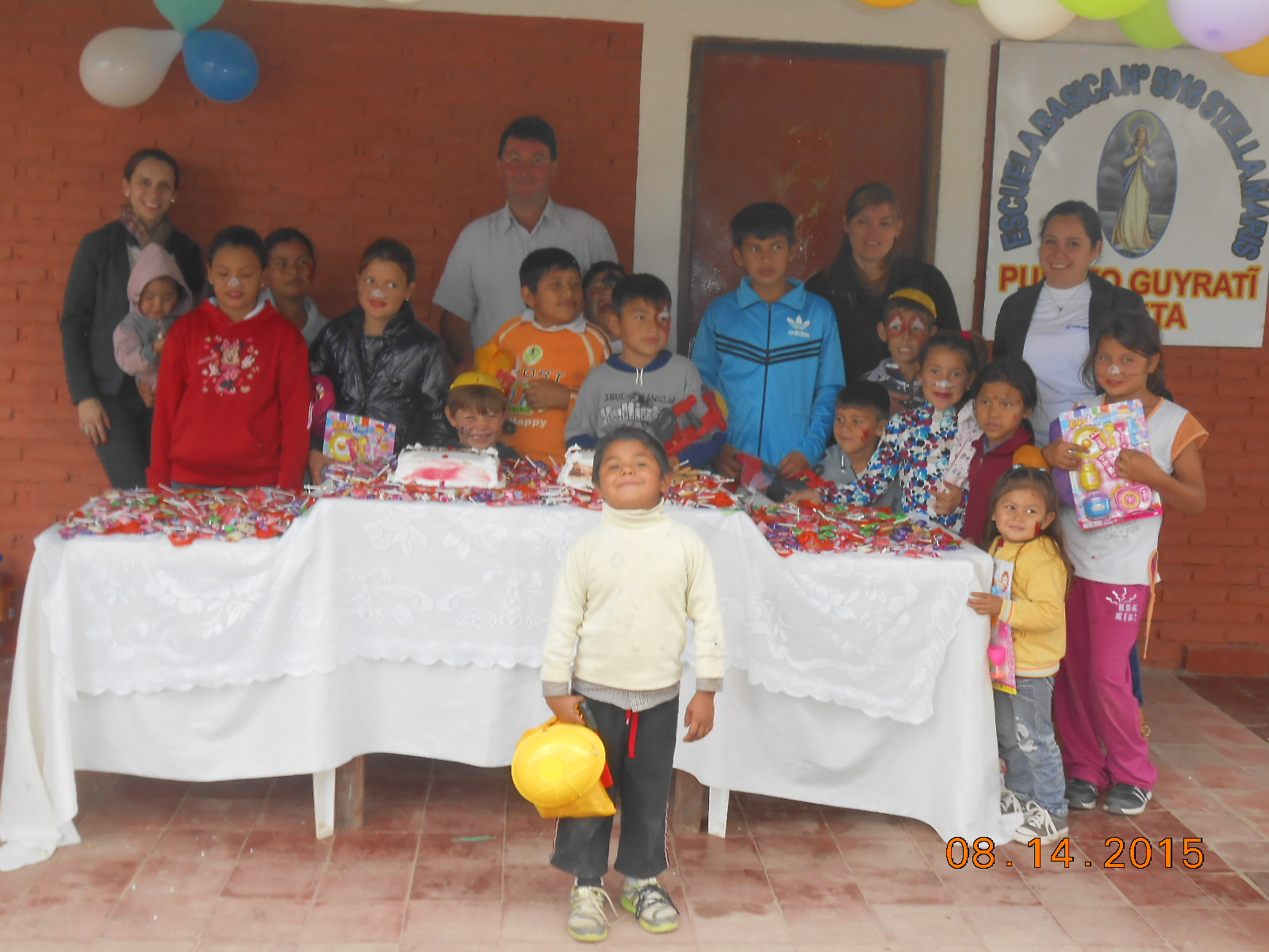 アスティジェロ・ツネイシ・パラグアイ　地元幼稚園と交流