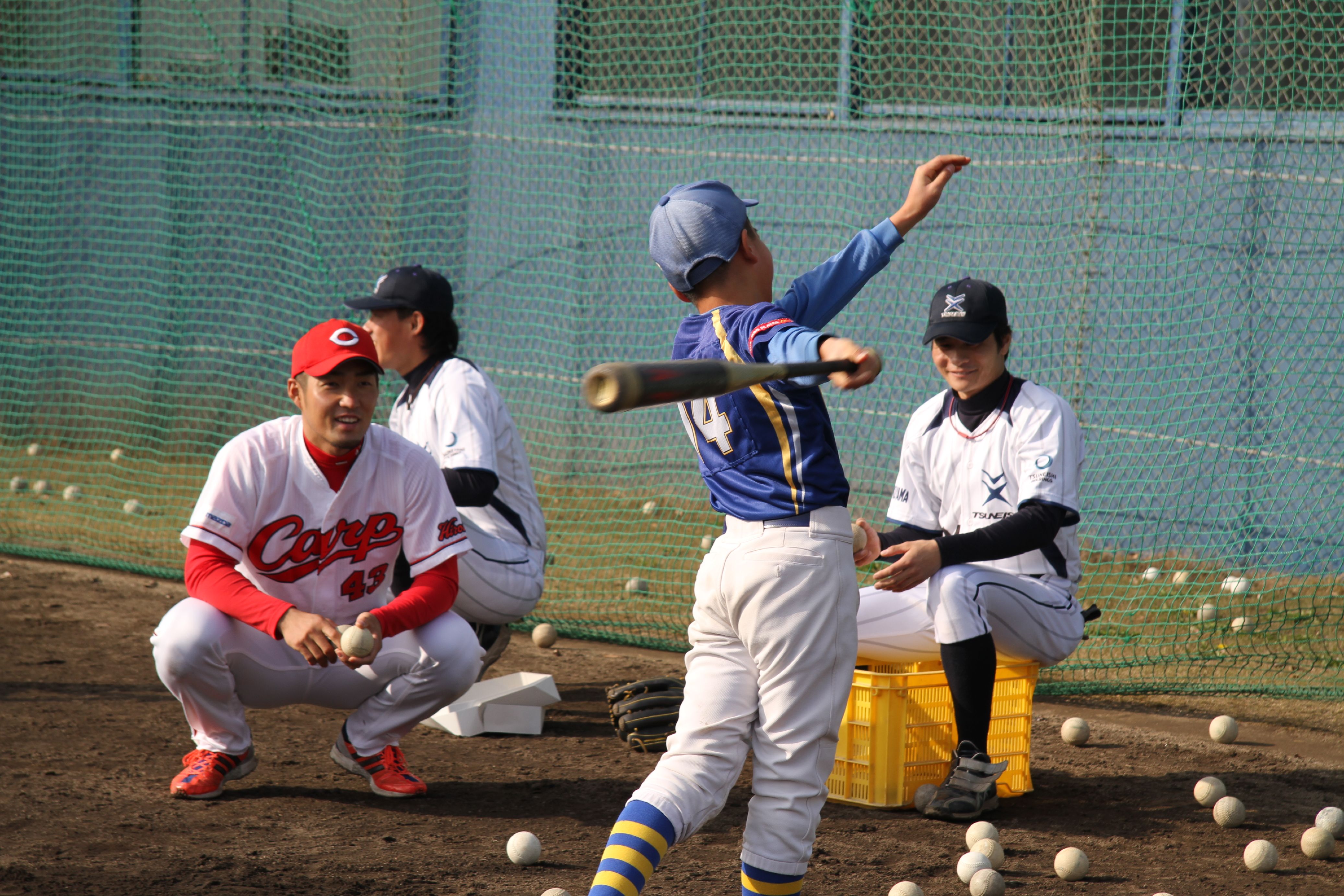“ツネイシベースボールクリニック2015”に小・中学生ら160人が参加~ツネイシ硬式野球部