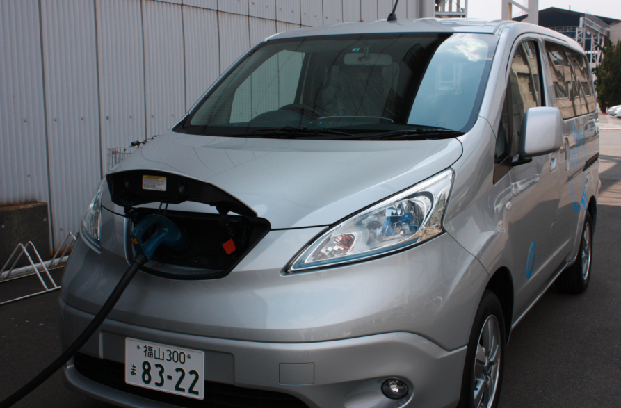 ツネイシホールディングスで電気自動車(e-NV200)を新たに導入！
工場と家庭が一体となった自給自足型の地域エネルギーコミュニティ実証へ活用