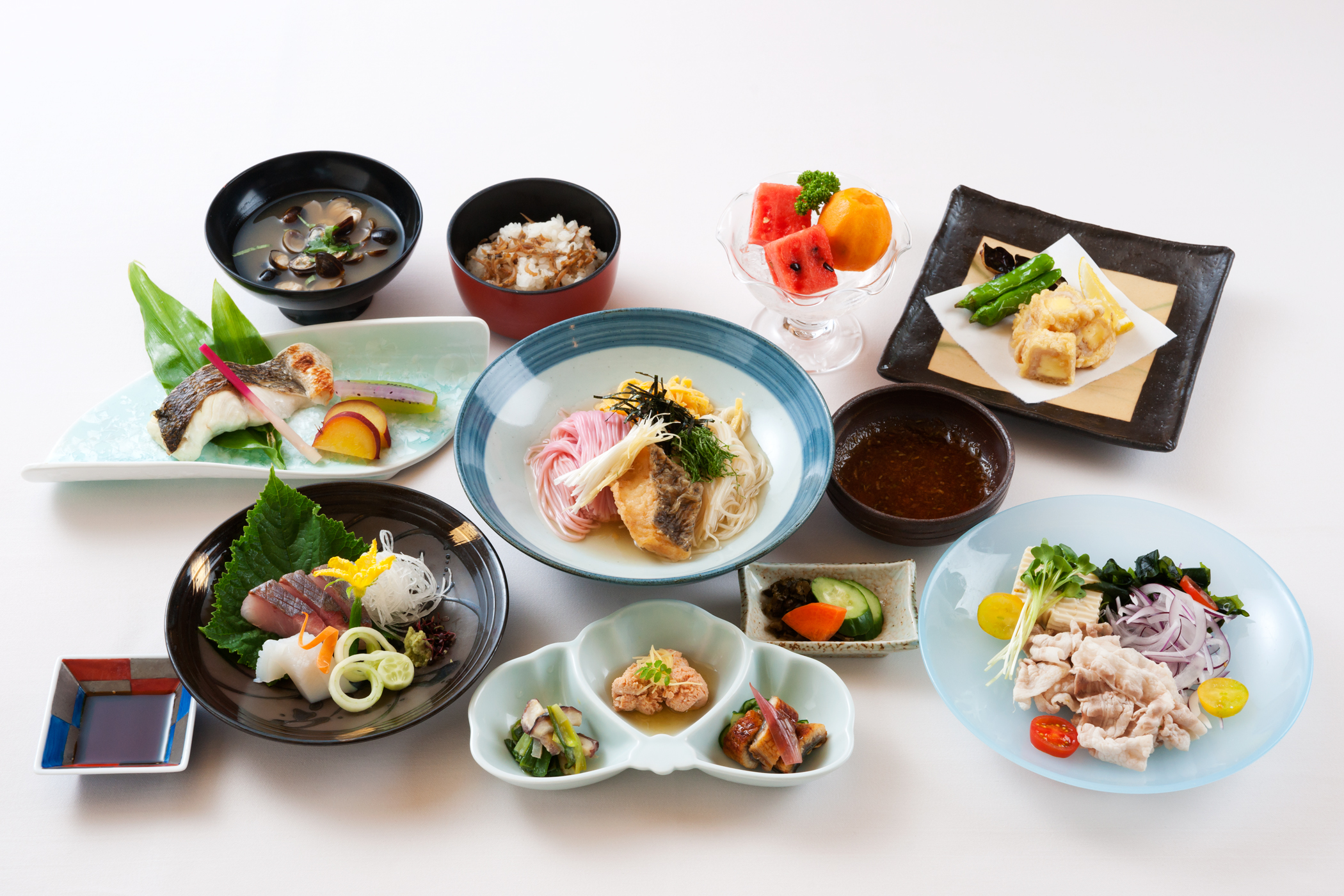 暑い夏だからこそ、しっかり食べて楽しく盛りあがろう!常石ハーバーホテルから2種類の宴会プランが登場